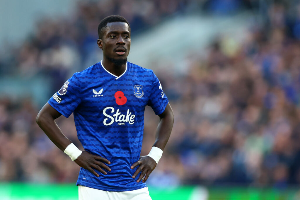 Idrissa Gana Gueye playing for Everton.