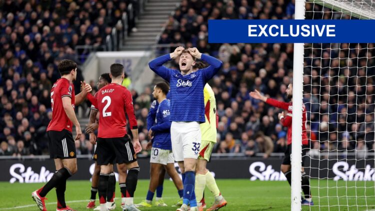 Everton v Manchester United - Premier League