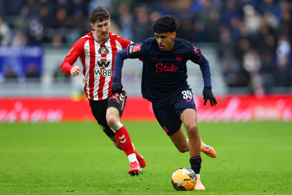 Adam Aznou playing for Everton.