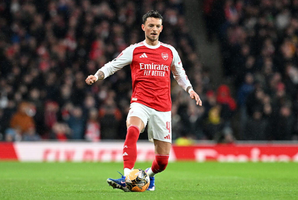 Ben White playing for Arsenal.