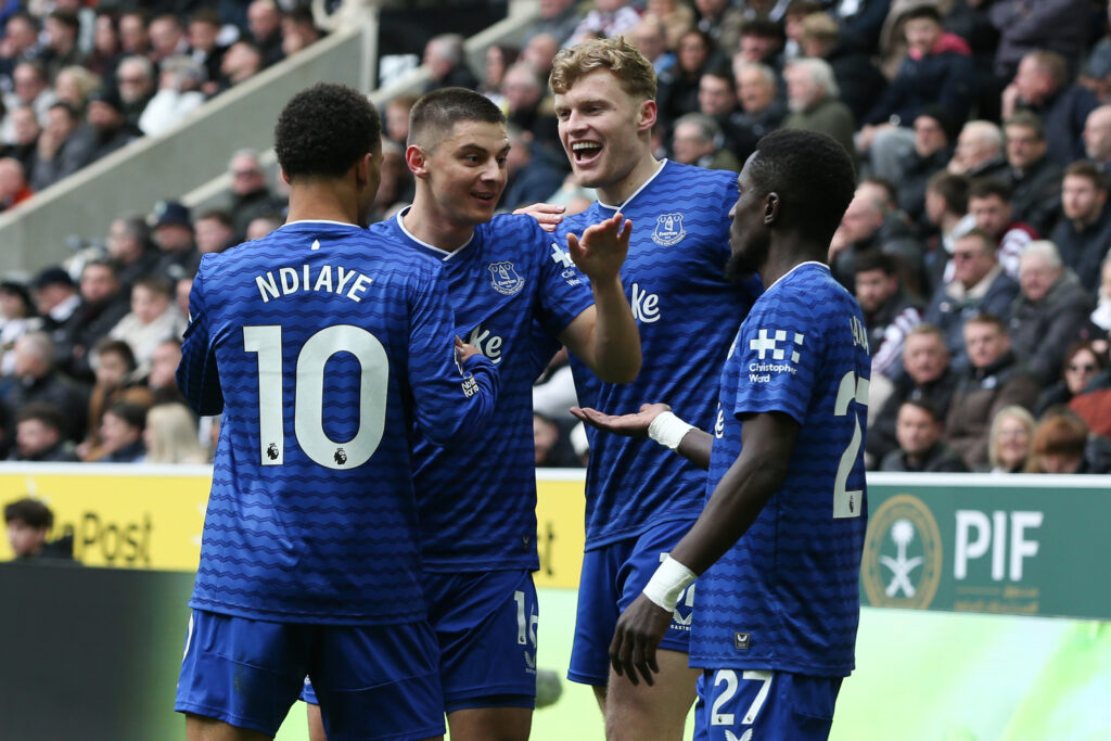 Newcastle United v Everton - Premier League