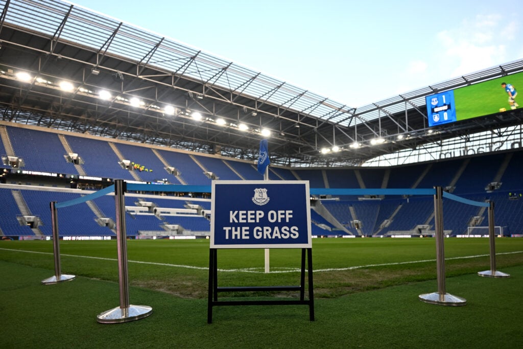 FBL-ENG-PR-EVERTON-BURNLEY