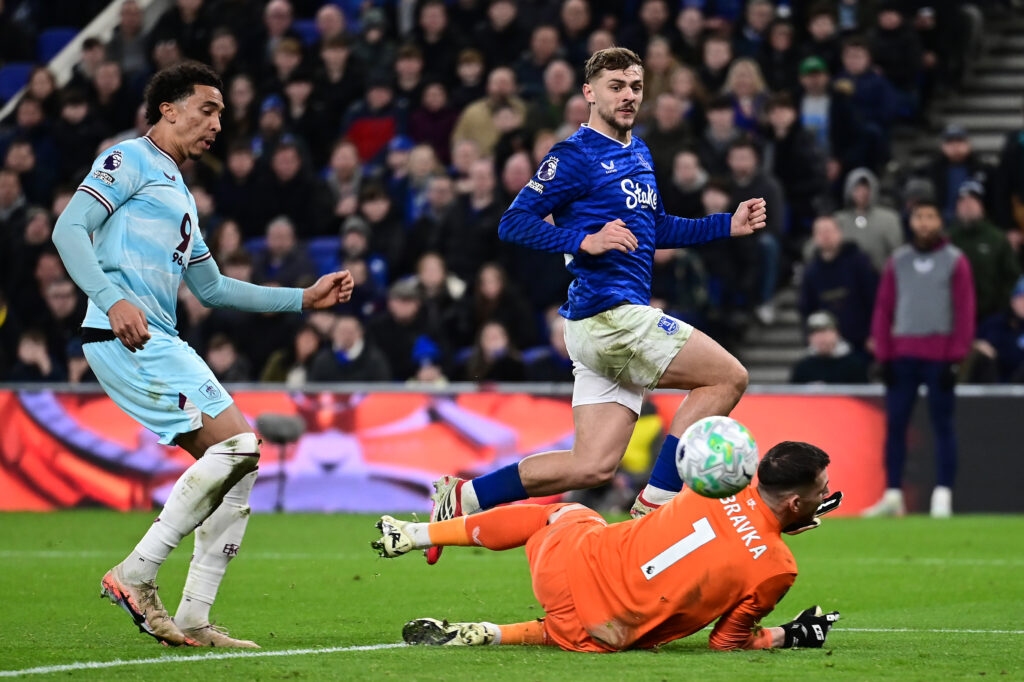 Everton v Burnley - Premier League