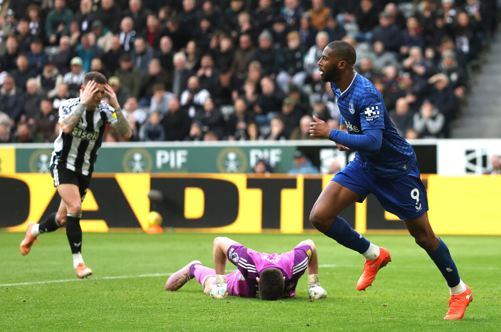 Newcastle United v Everton - Premier League