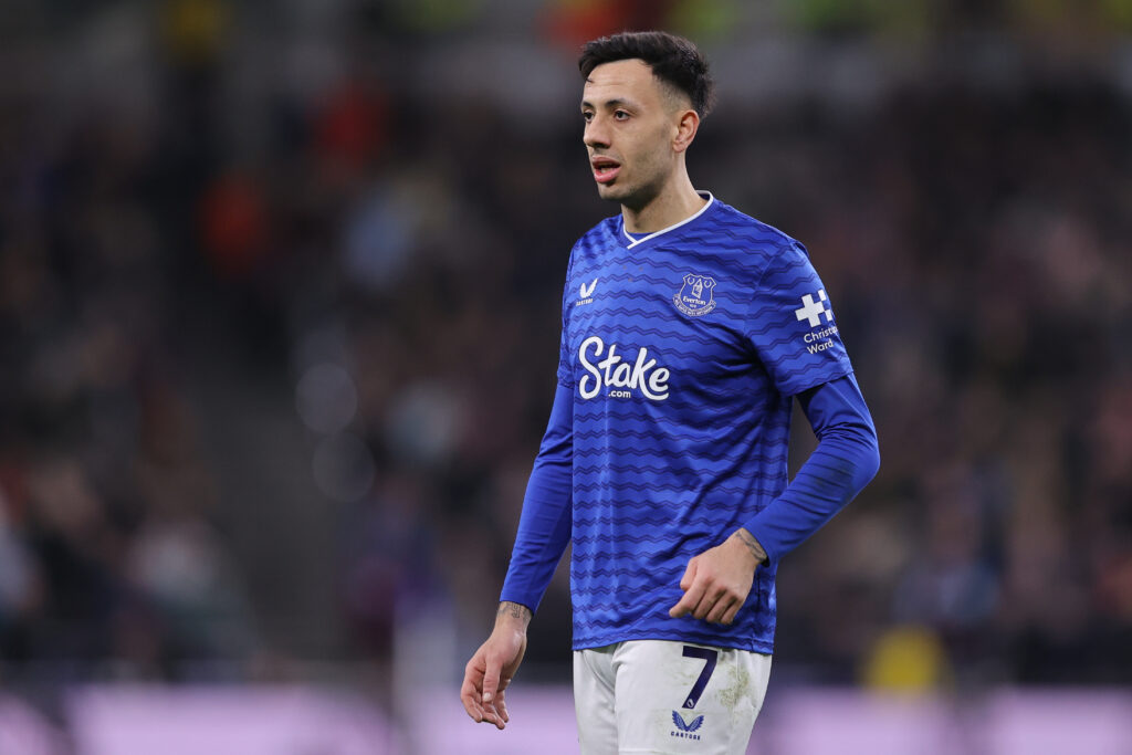 Dwight McNeil playing for Everton.