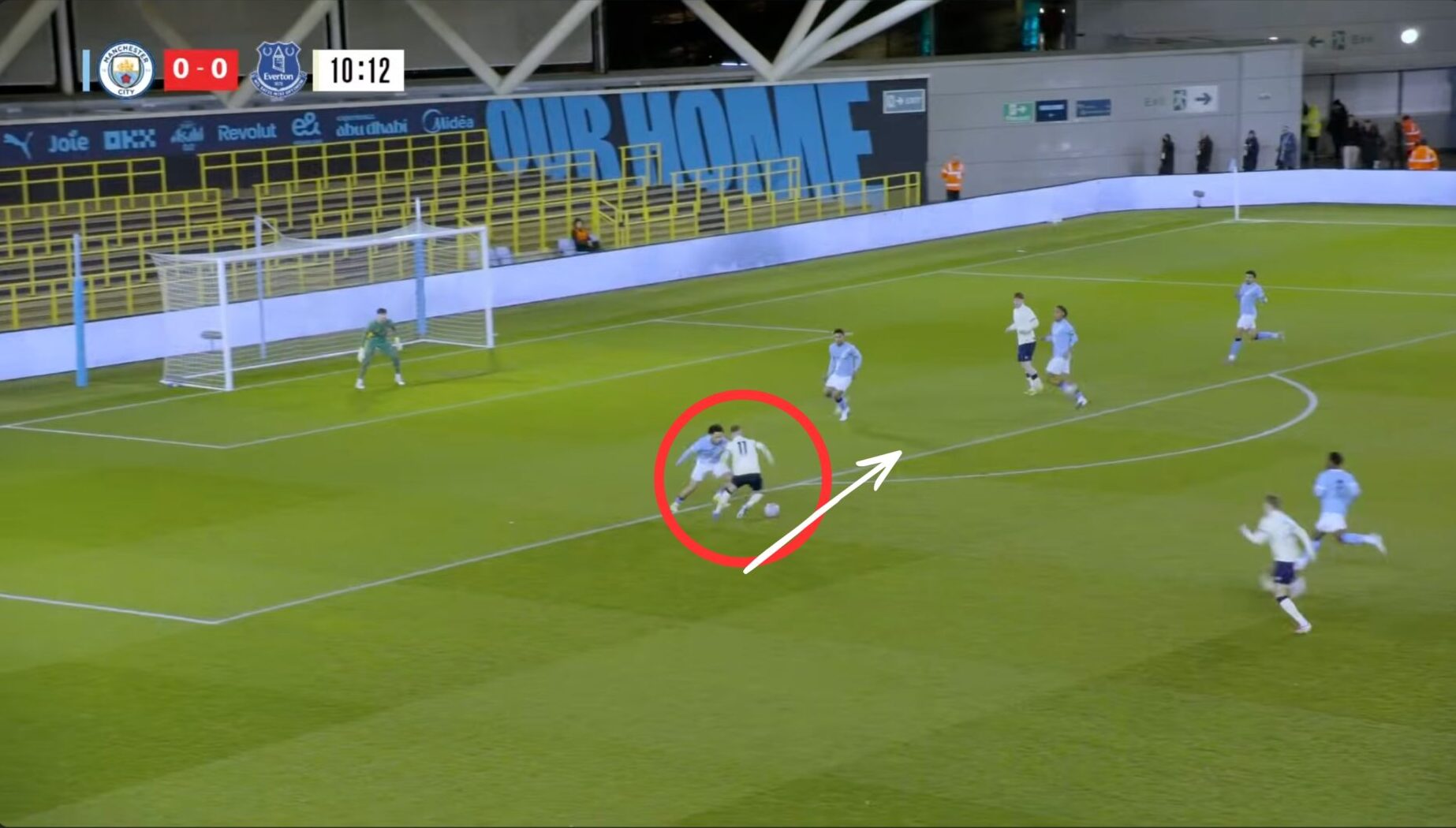 Braiden Graham in action for Everton U18s vs Man City in the FA Youth Cup.