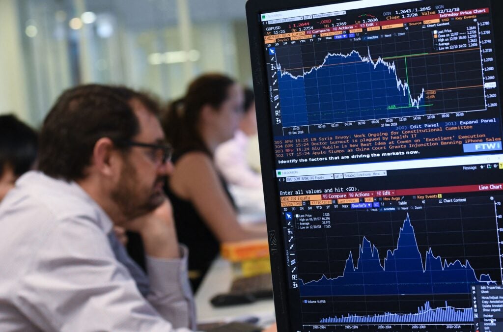 BRITAIN-EU-POLITICS-BREXIT-ECONOMY-CURRENCY-MARKETS