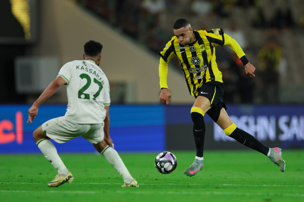 Youssef En-Nesyri playing for Al-Ittihad.