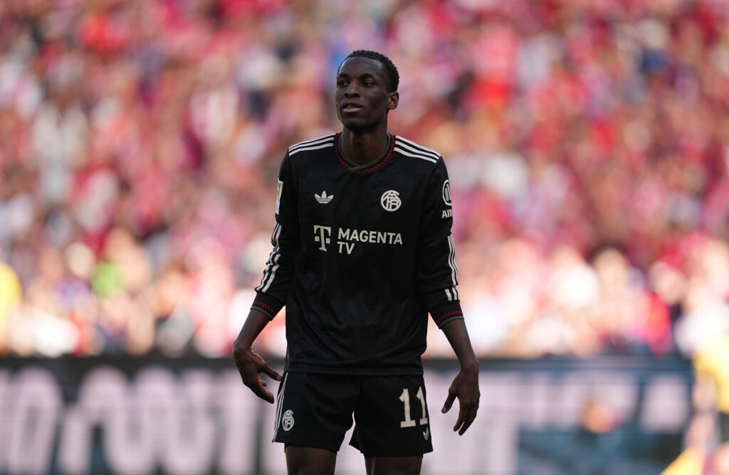 Nicolas Jackson playing for Bayern Munich.