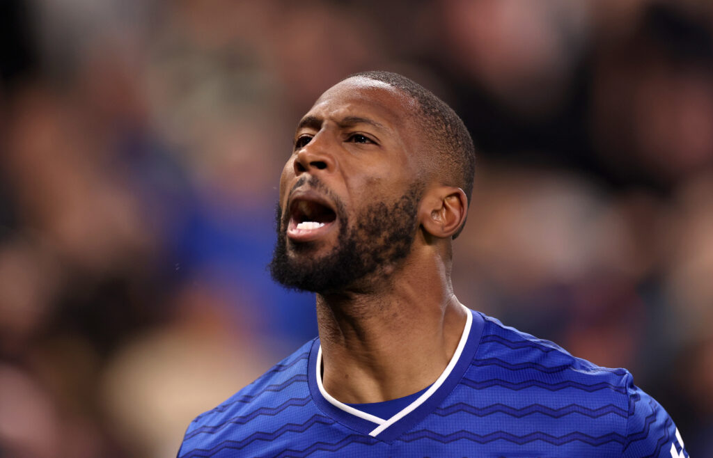 Beto playing for Everton.