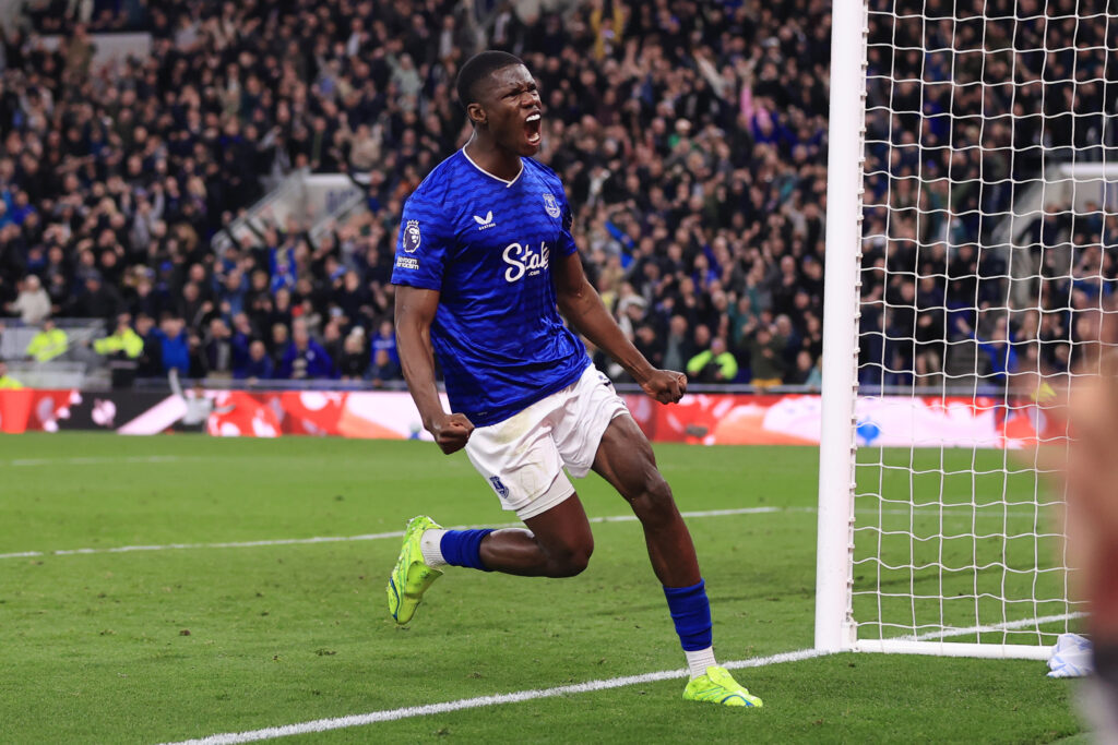 Thierno Barry scores for Everton.