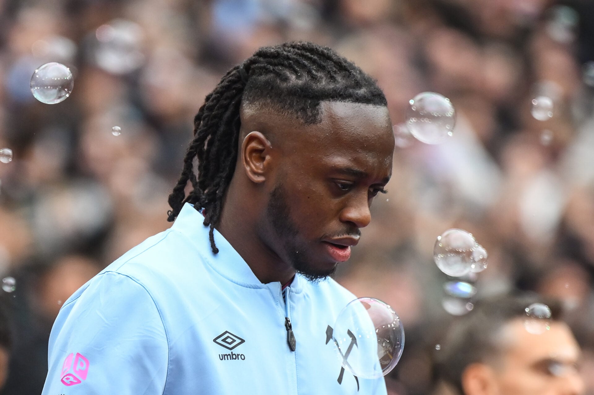 Everton's latest transfer rumours: Wan-Bissaka, Shea Charles, Etta Eyong and more