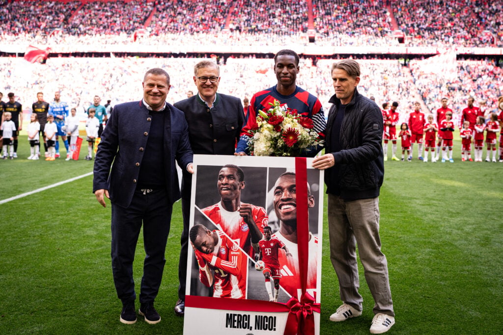 Bayern Munich present Nicolas Jackson with farewell present