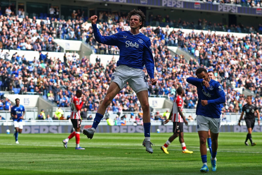 Merlin Rohl playing for Everton.