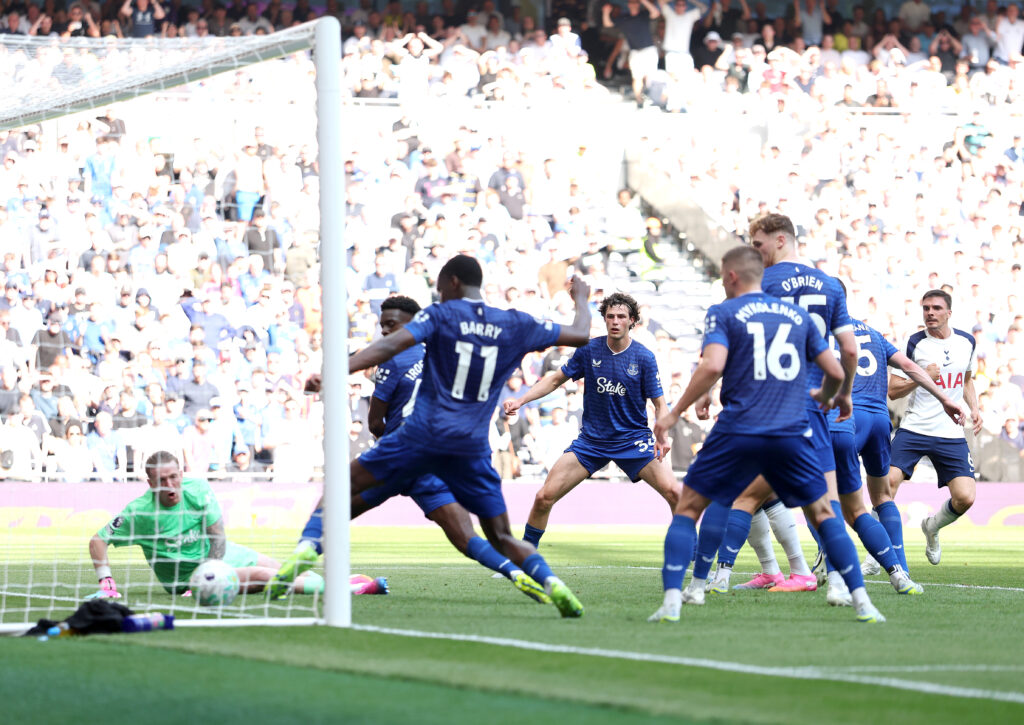 Tottenham Hotspur v Everton - Premier League