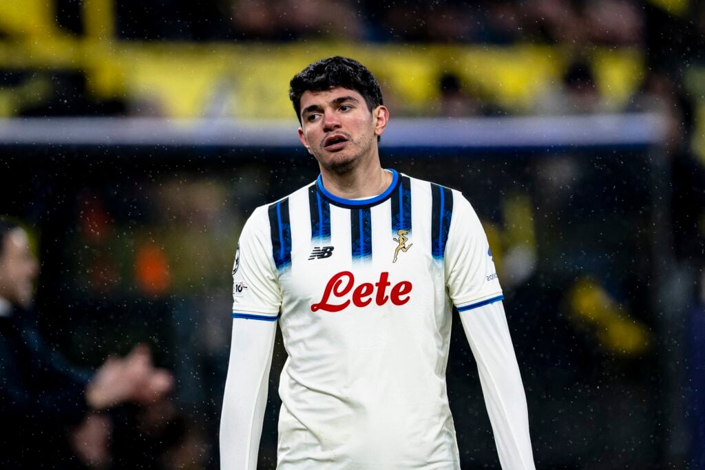 Raoul Bellanova playing for Atalanta.