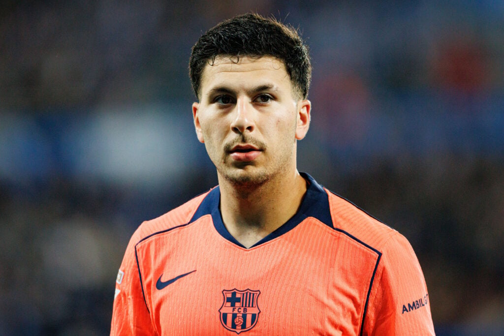 Roony Bardghji playing for Barcelona.