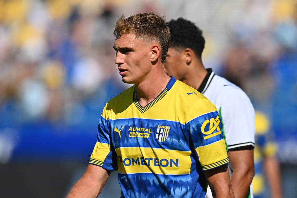 Mateo Pellegrino playing for Parma.