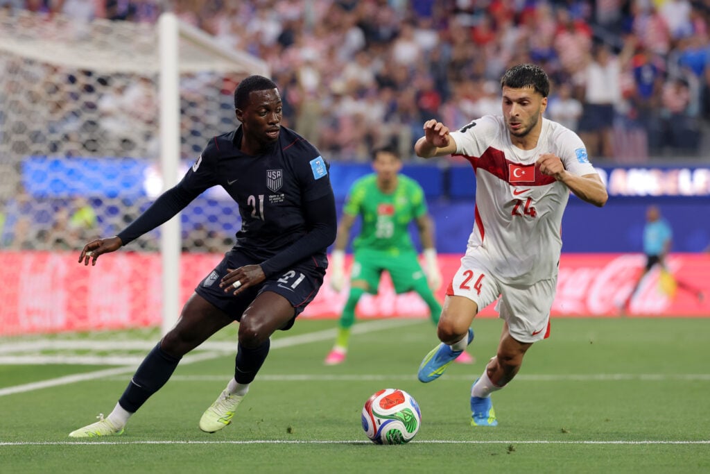 Timothy Weah playing for USA.