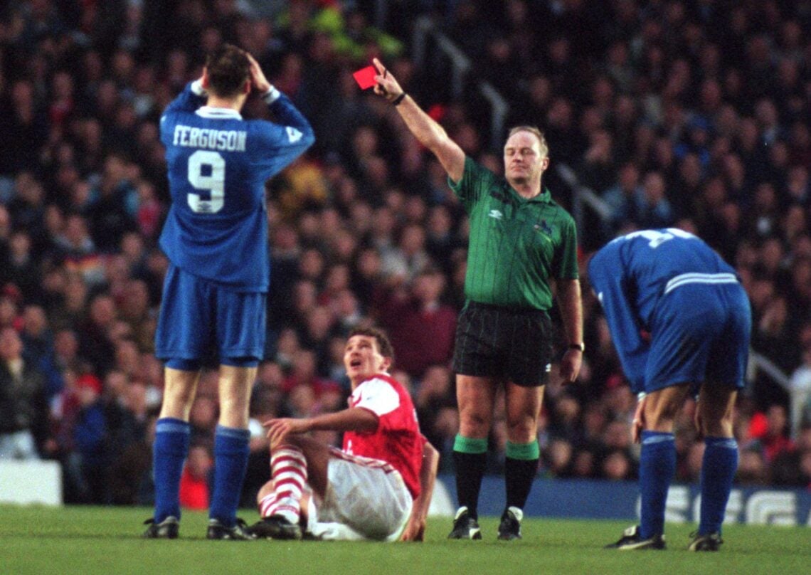 14 JAN 1995: REFEREE ROBBIE HART SHOWS THE RED CARD TO DUNCAN FERGUSON OF EVERTON FOR TRIPPING JOHN JENSEN OF ARSENAL IN THE PREMIER LEAGUE MATCH...