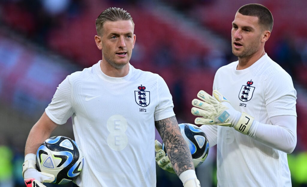 Jordan Pickford and Sam Johnstone: Scotland v England - 150th Anniversary Heritage Match