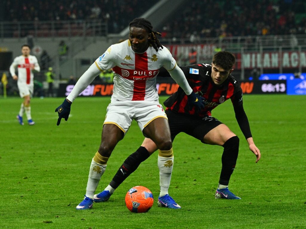Brooke Norton-Cuffy playing for Genoa.
