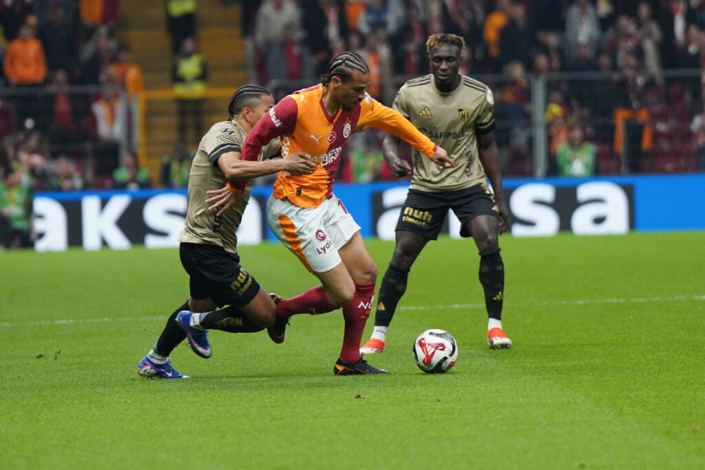 Sacha Boey playing for Galatasaray.