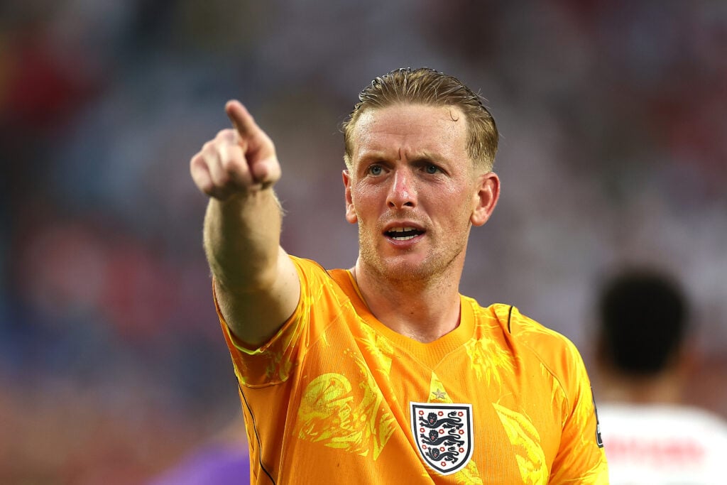 Jordan Pickford points for England.